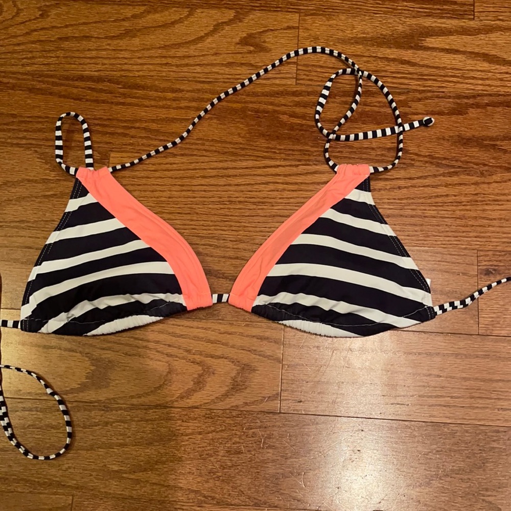 Venus Bikini Top